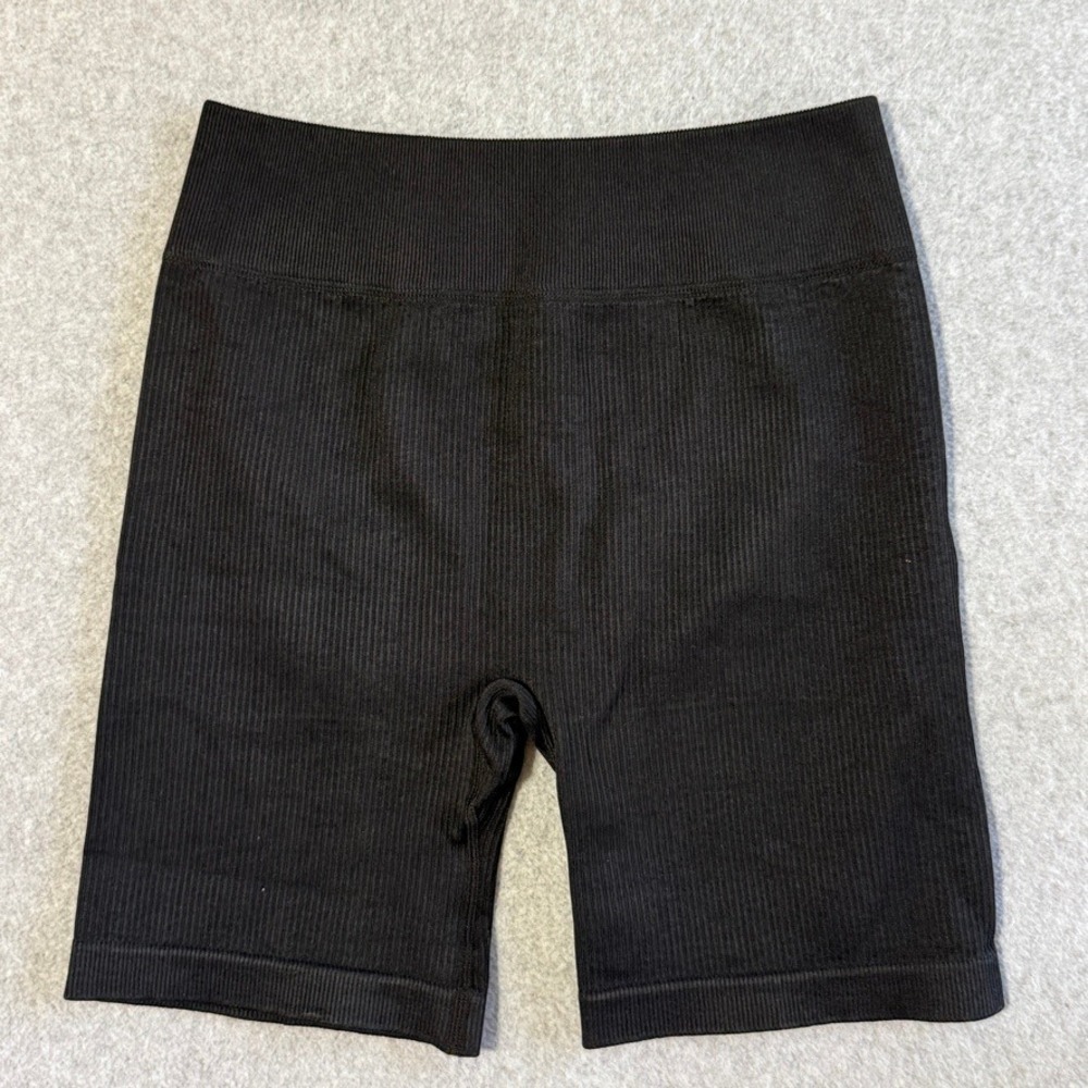 OQQ Biker Shorts Athleisure Size M Black NEW Ribbed Seamless High Waist